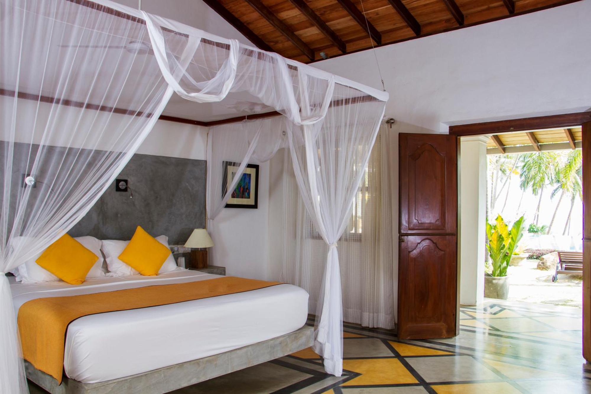 The Saffron House Hotel Dikwella Bagian luar foto
